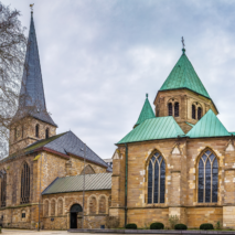 Diocese of Essen: Building a Knowledge Base with MeisterNote (Success Story)